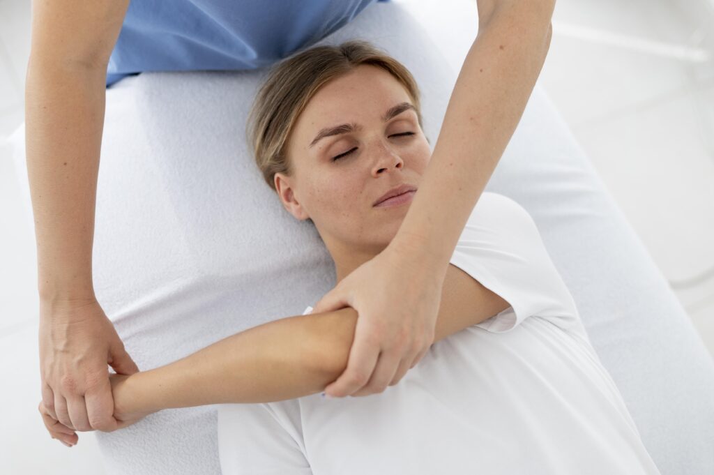 Akupunkt_Meridian_Massage_2-1024x681